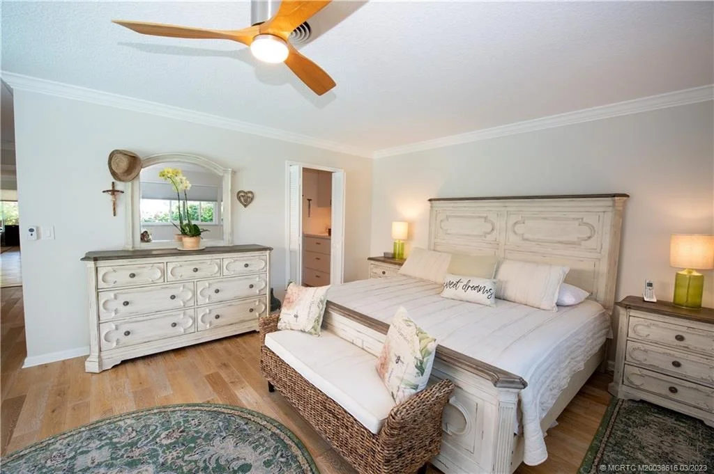 Photo of 3231 SE Fairway W