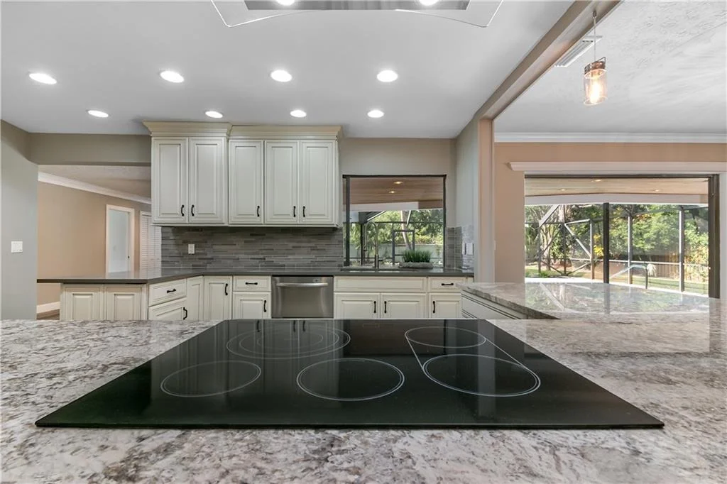 Photo of 6 Copaire Drive