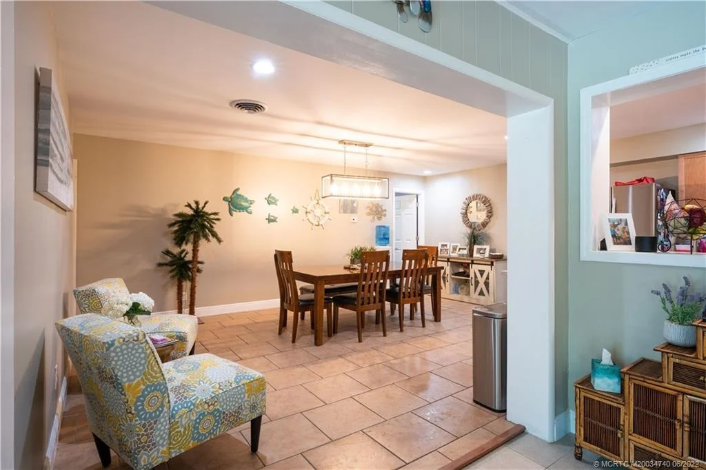 Photo of 803 NW Spruce Ridge Drive