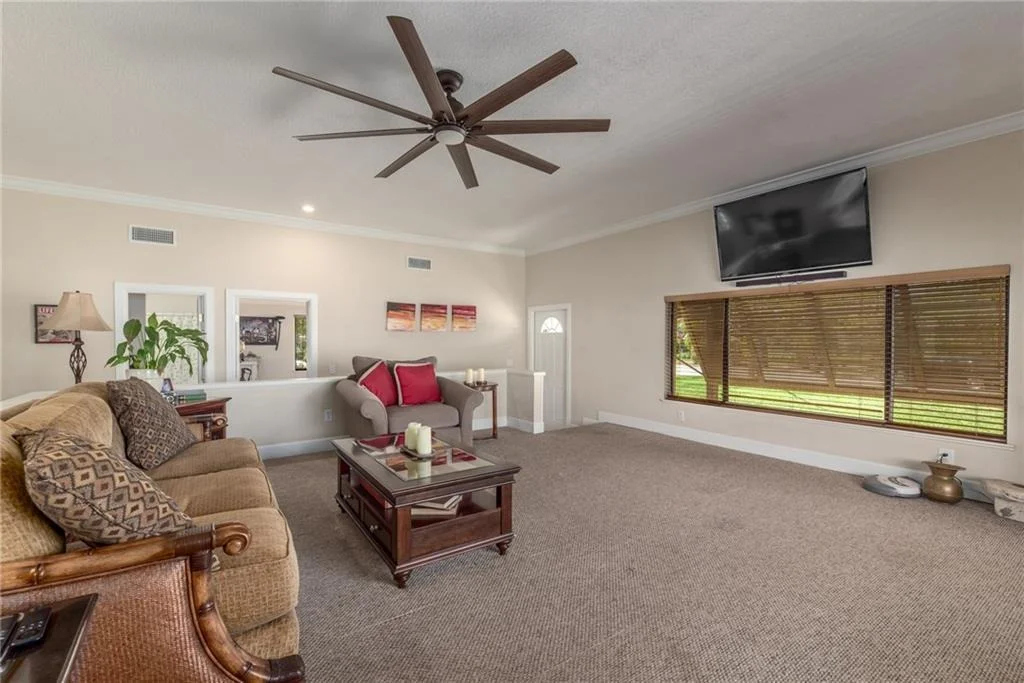 Photo of 323 SE Egret Place