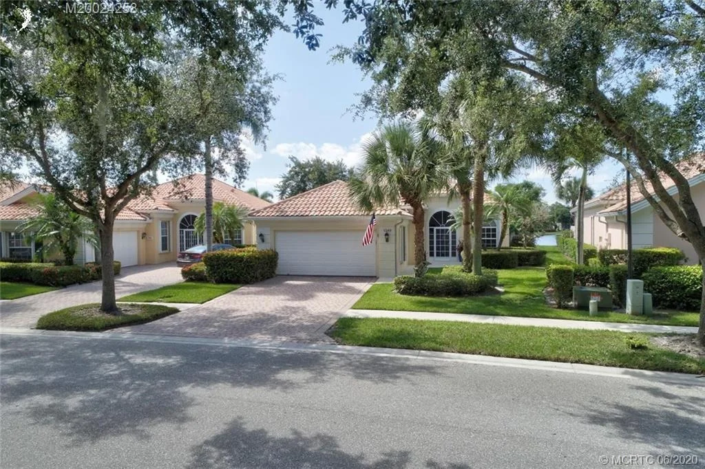 Photo of 1349 SW Balmoral Trace