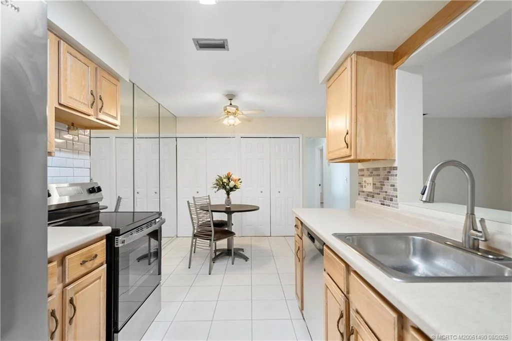 Photo of 4081 NW Cinnamon Tree Circle