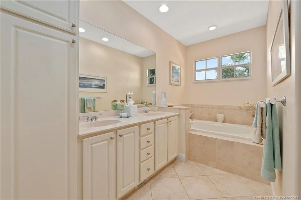 Photo of 2210 NW Plumbago Trail