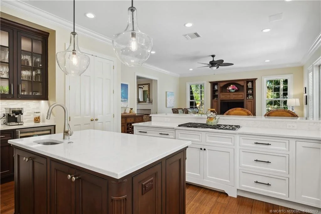 Photo of 9 Pineapple Lane