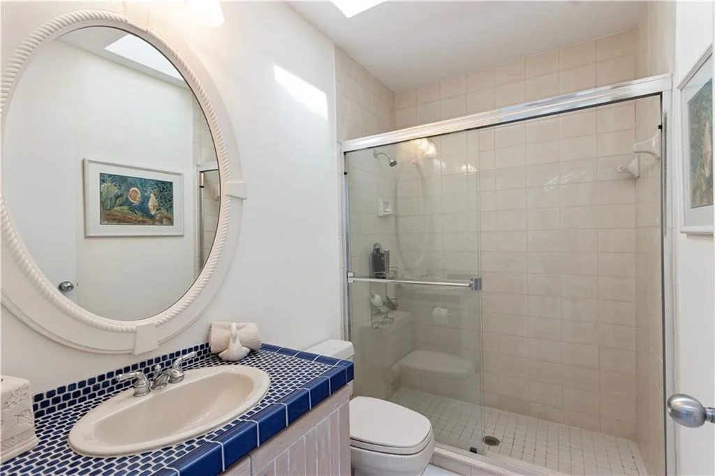 Photo of 6933 SE Harbor Circle