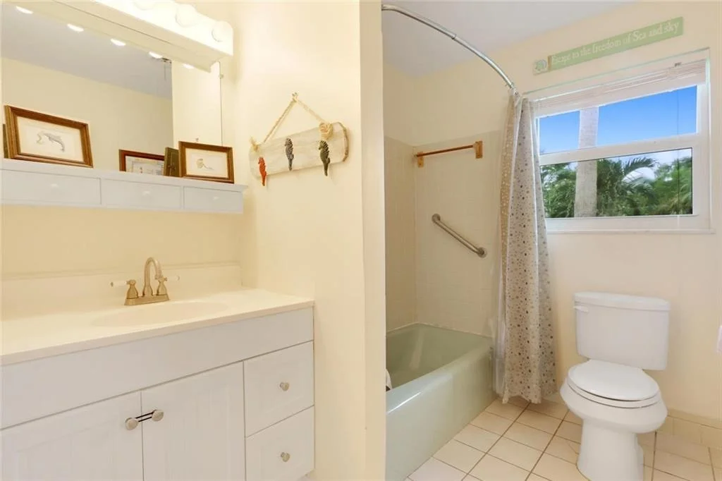 Photo of 500 SE Krueger Parkway