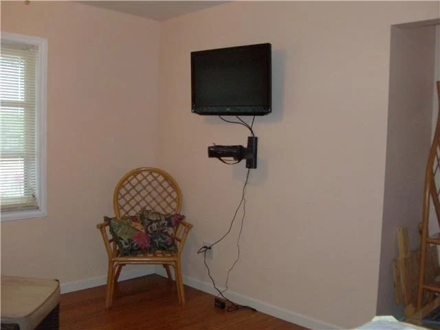 Photo of 4323 SE Bayshore Terrace