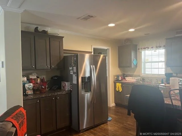 Photo of 4153 Logan Circle