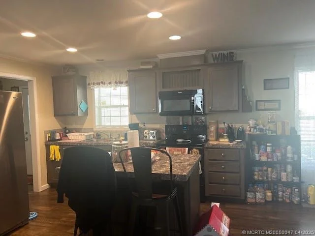 Photo of 4153 Logan Circle
