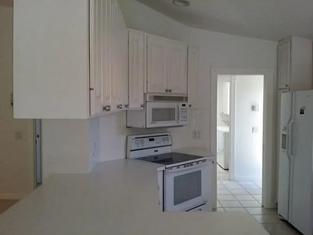 Photo of 1044 SW Tamarrow Place