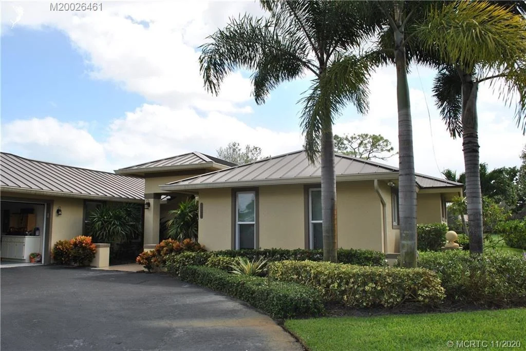 Photo of 3621 SE Fairway W