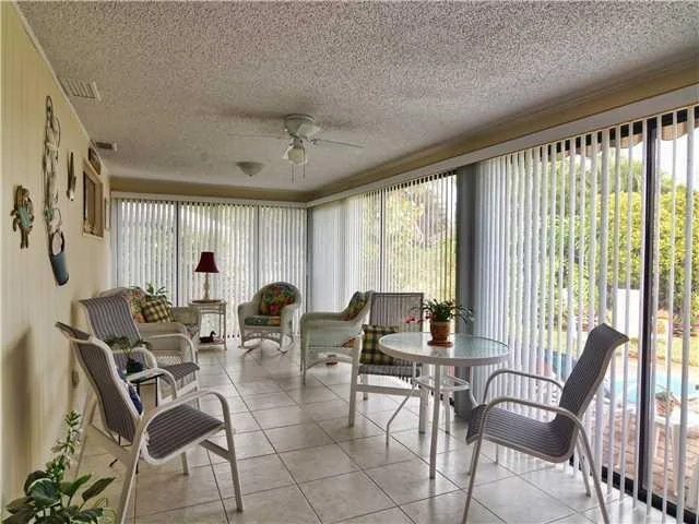 Photo of 1835 SE El Pinar Lane