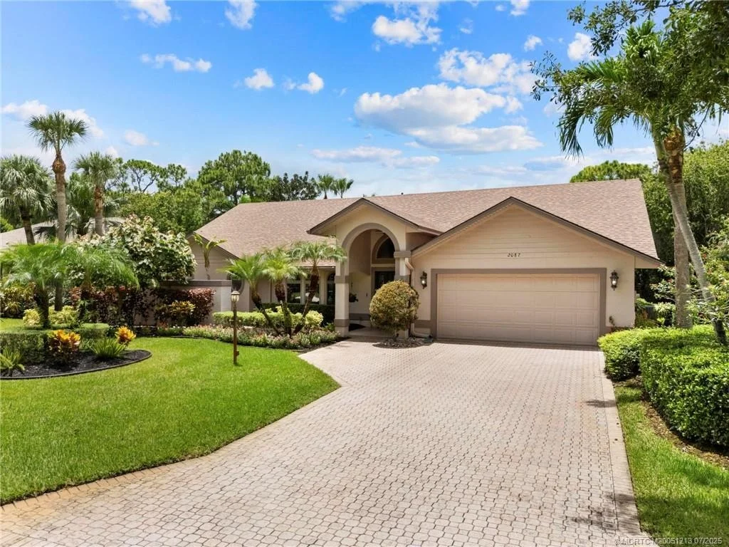 Photo of 2087 SW Danforth Circle