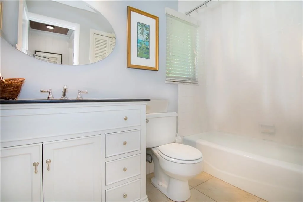 Photo of 309 SE Pelican Drive