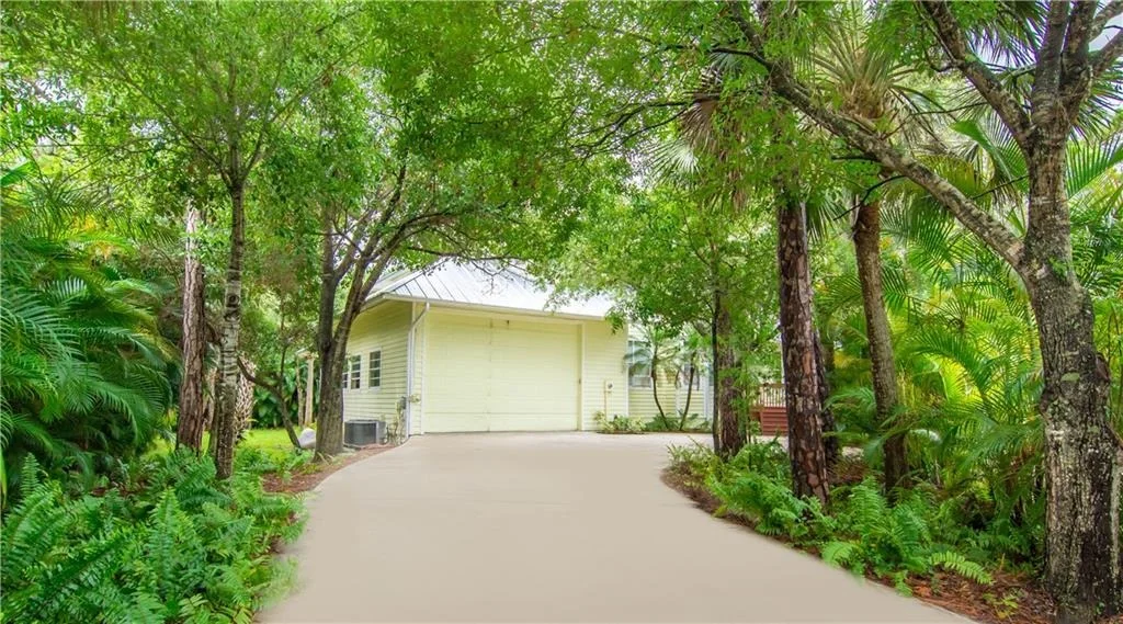Photo of 4902 SE Schooner Oaks Way