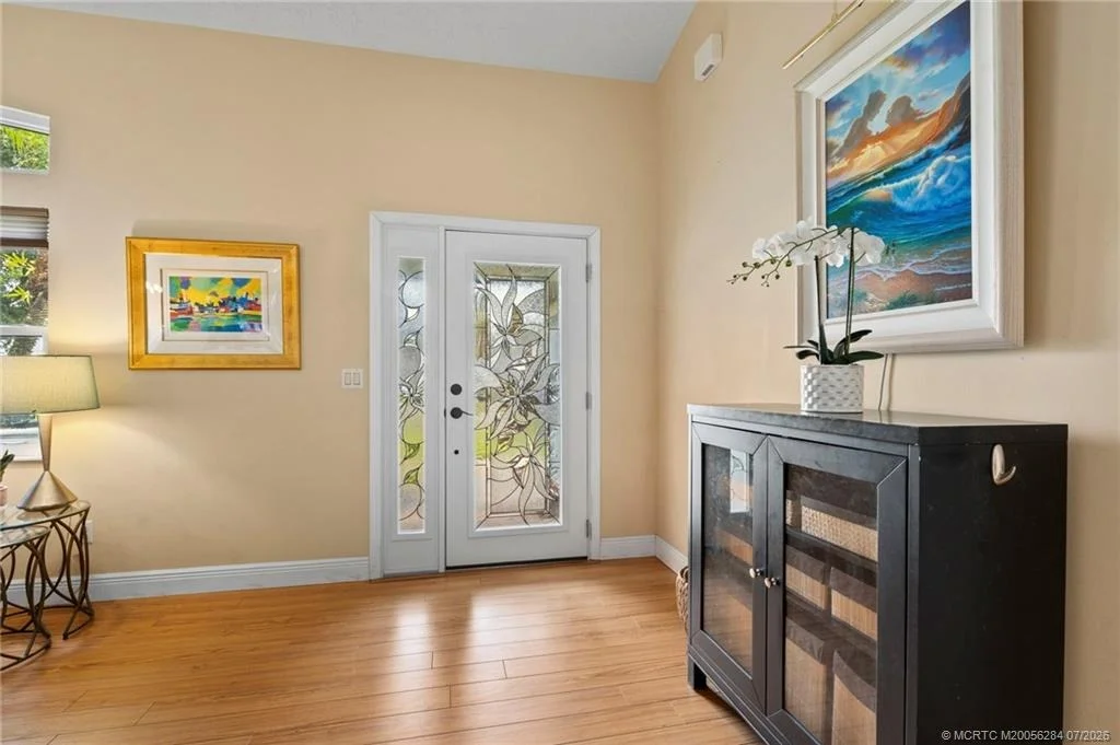 Photo of 530 SE Woods Edge Trail
