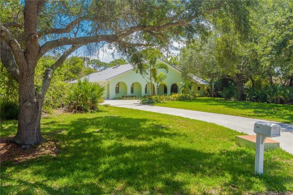 Photo of 2943 NE Rosetree Drive