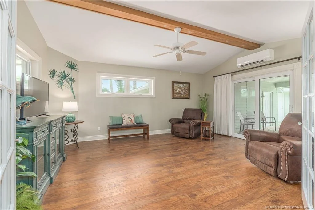 Photo of 4020 SE Whiticar Way