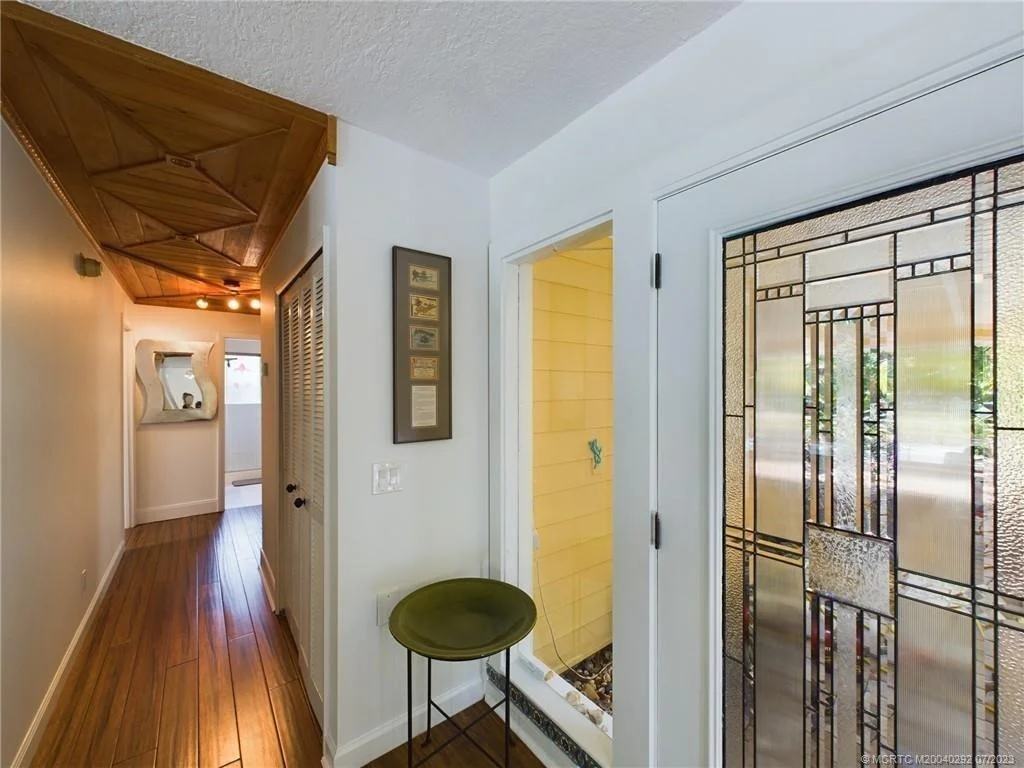 Photo of 9475 Seagrape Drive