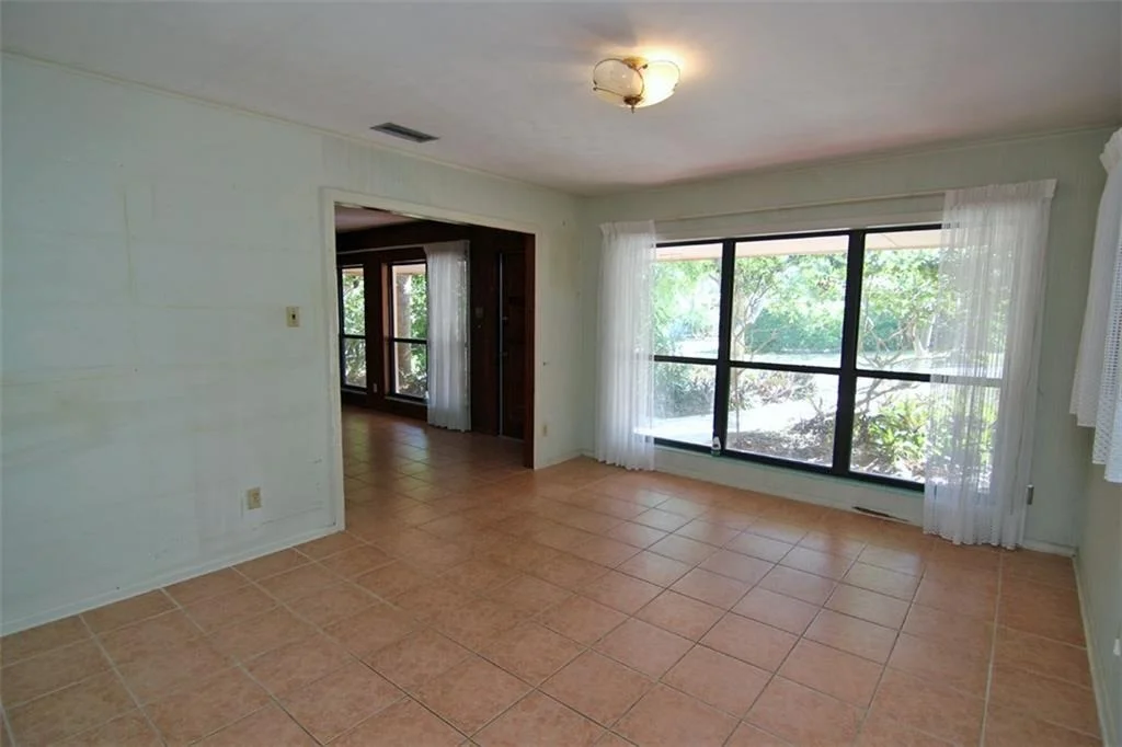 Photo of 22 Ridgeview Road N