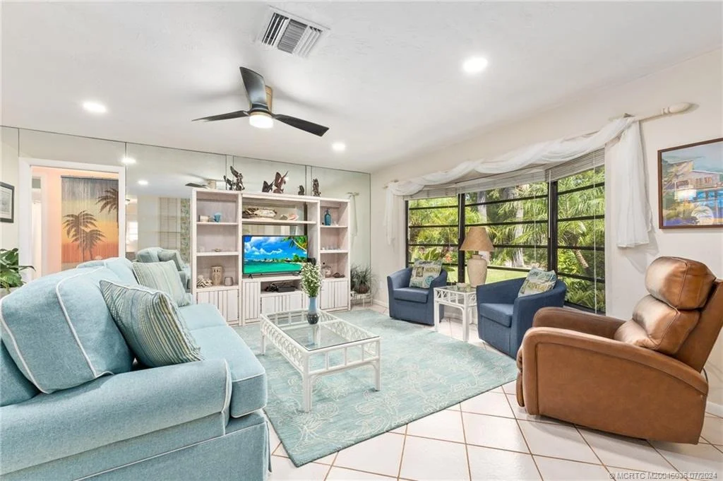 Photo of 4429 SE Bayshore Terrace