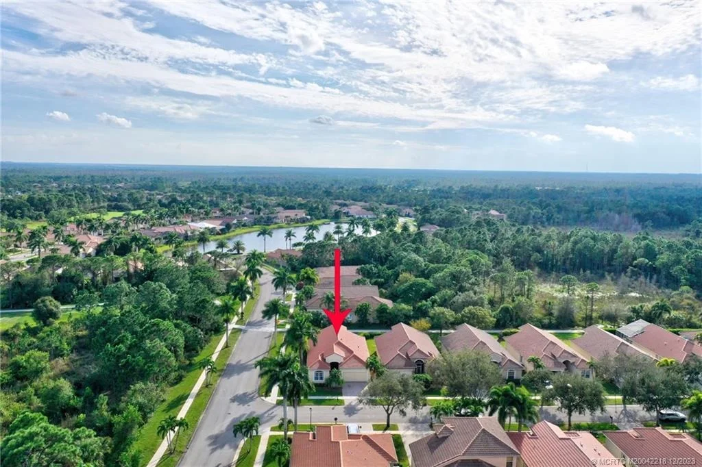 Photo of 2802 SE Stonebriar Way