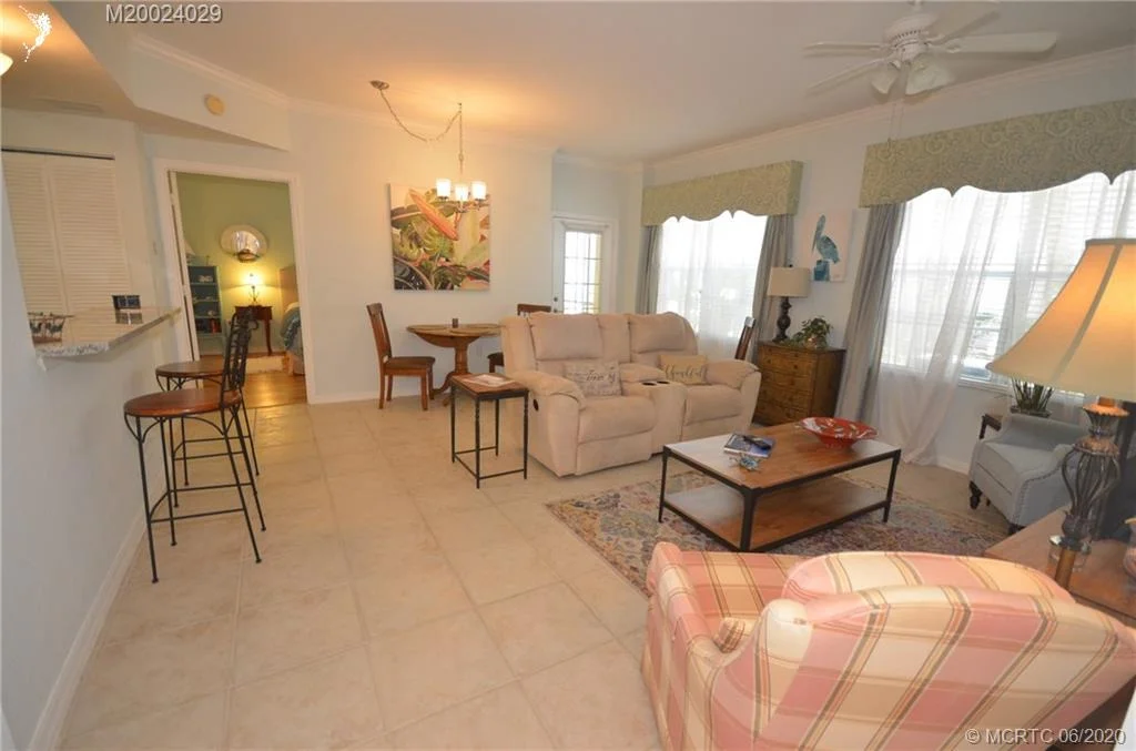 Photo of 254 SE Kitching Circle