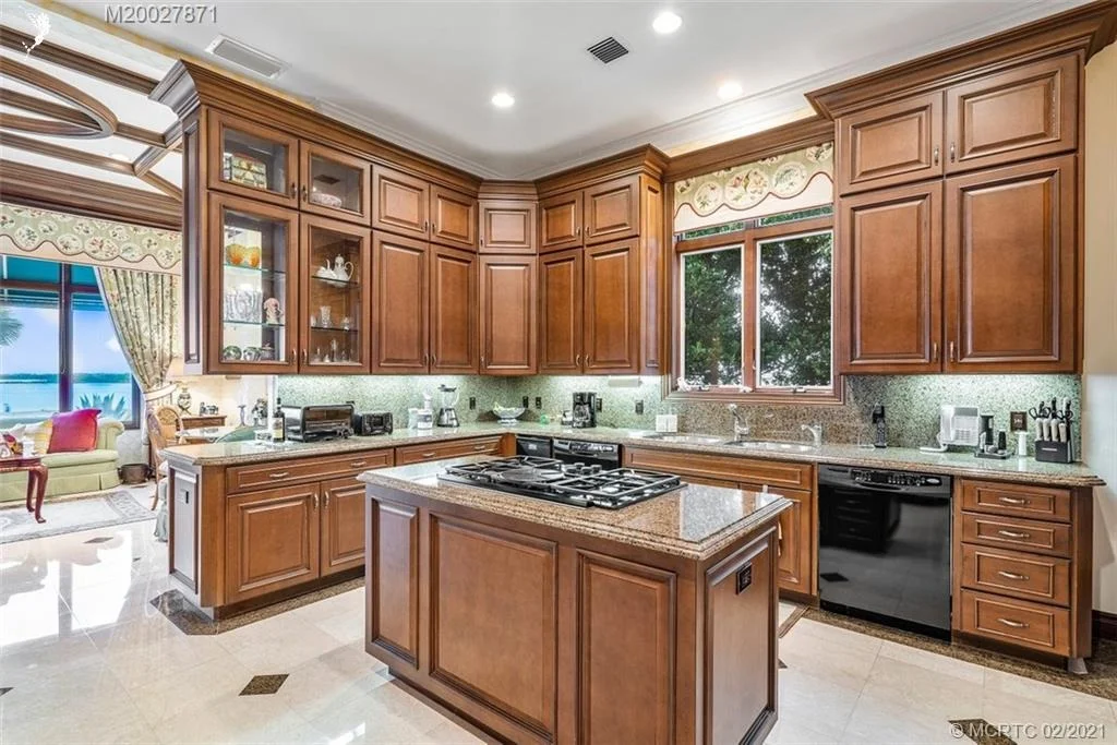 Photo of 2948 SE Southview Drive
