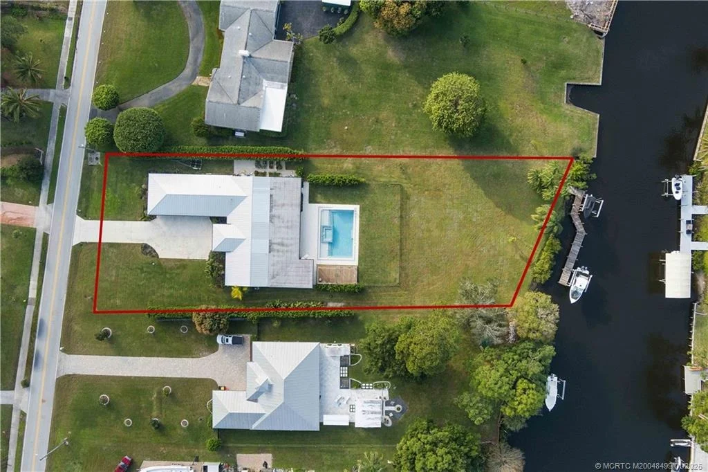 Photo of 804 NW Spruce Ridge Drive