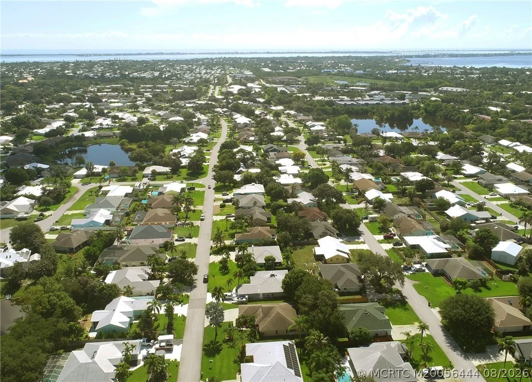 Photo of 446 NE Vanda Terrado