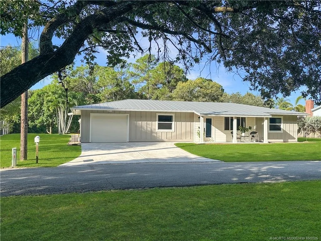 Photo of 7960 SE River Lane