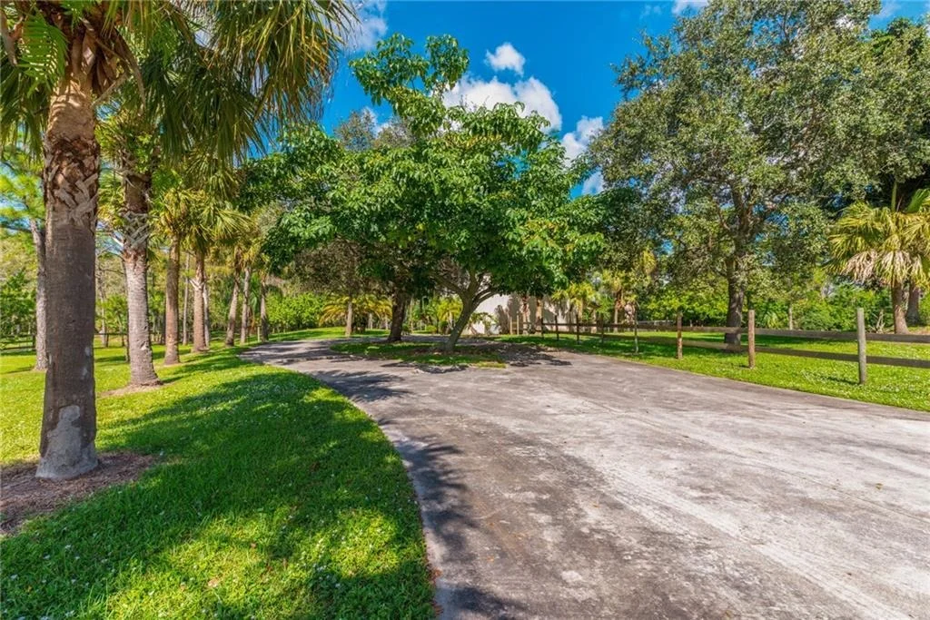 Photo of 1701 SE Ranch Road