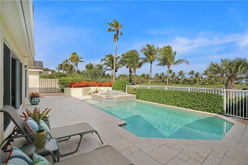 Photo of 6917 SE Harbor Circle