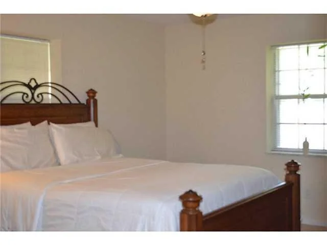 Photo of 1275 NW Pine Ridge Trail