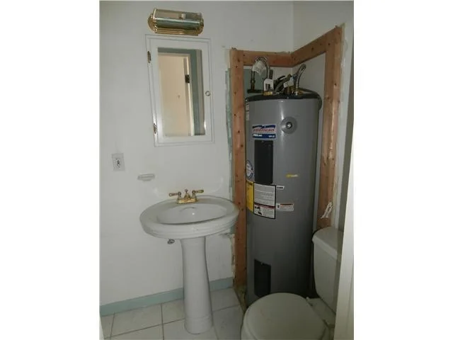 Photo of 123 W Beverly Road