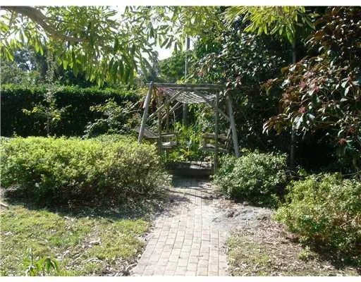 Photo of 1036 SE 14TH Street