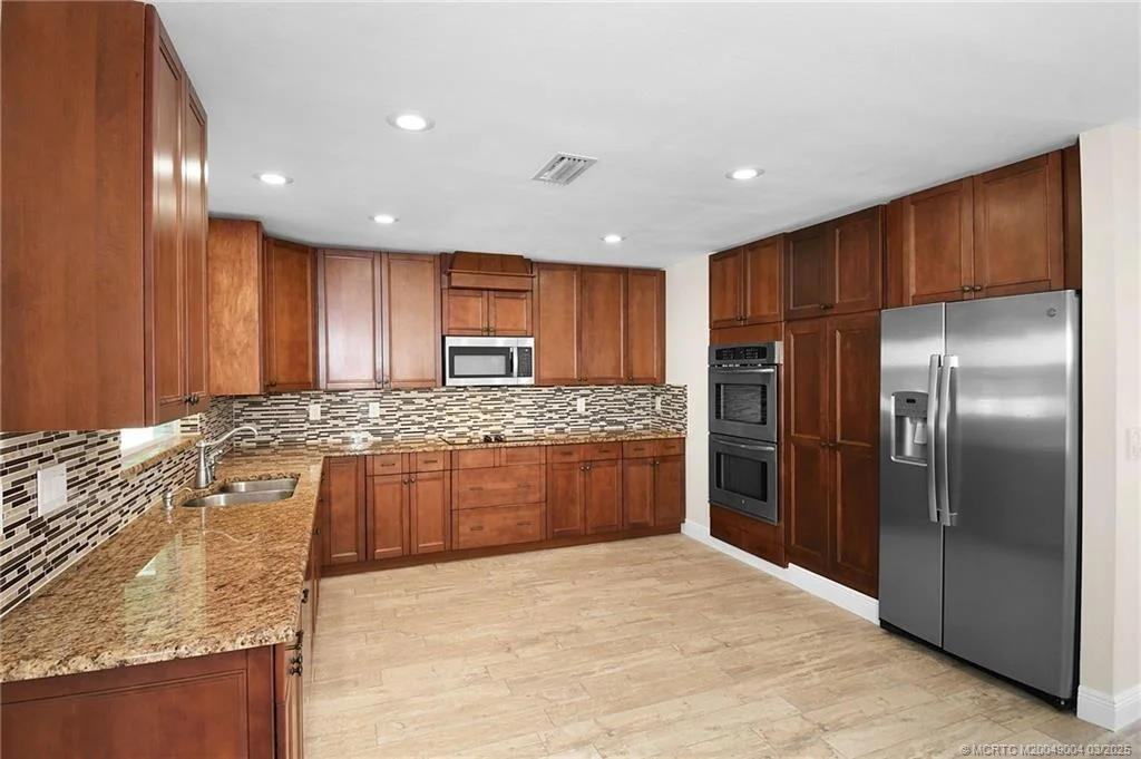Photo of 2457 NW Everglades Boulevard