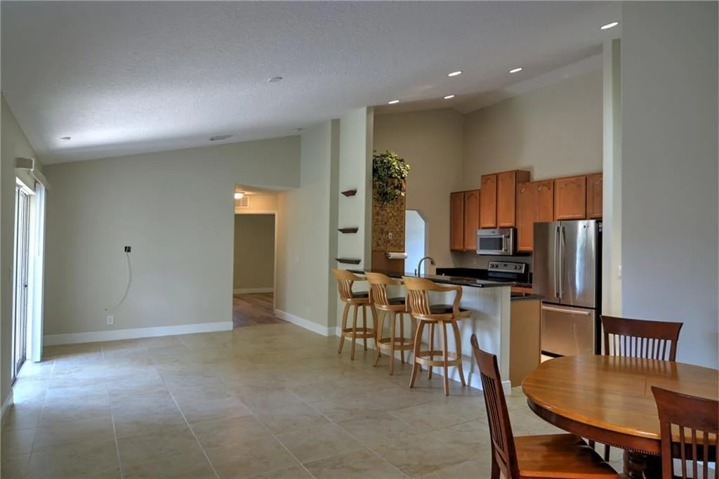Photo of 8802 SW Avocado Lane