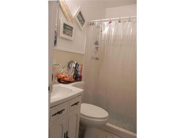 Photo of 4572 NE LORRAINE Circle