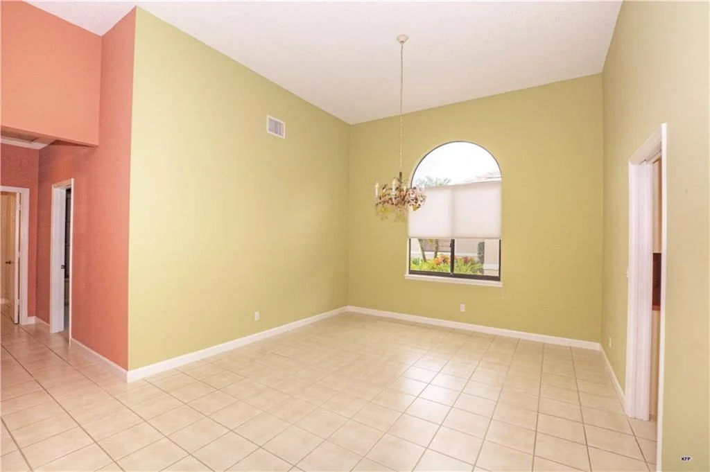 Photo of 6908 SE Pacific Drive