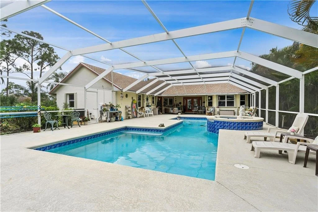 Photo of 5200 SE Sterling Circle