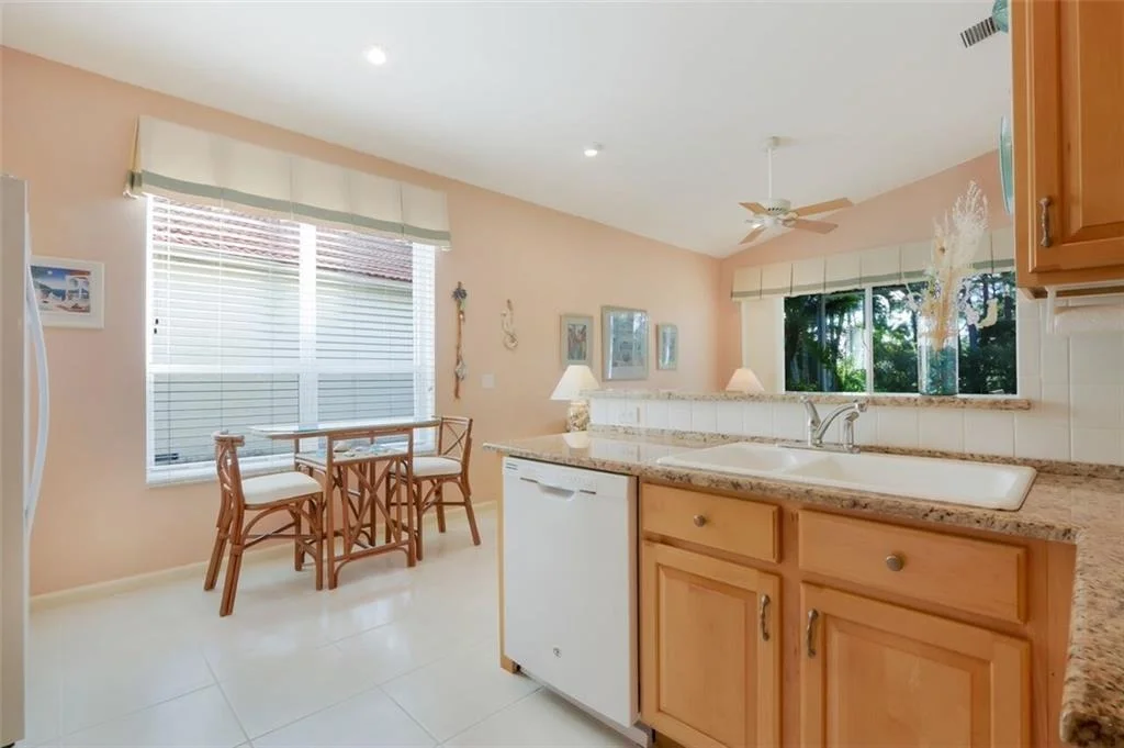 Photo of 3360 SE Fairway Oaks Trail SE