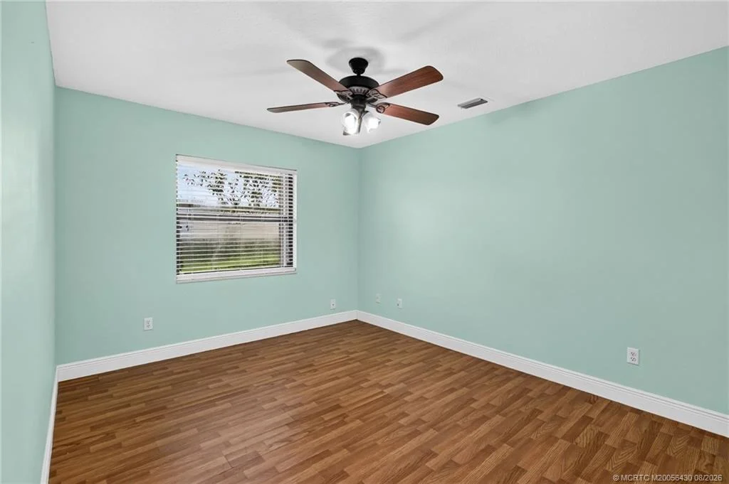 Photo of 672 SE Pin Oak Terrace