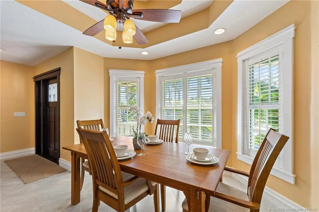 Photo of 655 SW Salerno Road