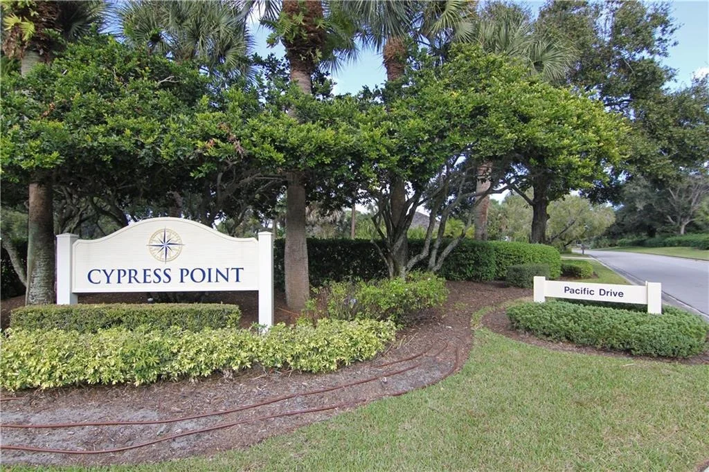 Photo of 6672 SE Pacific Drive