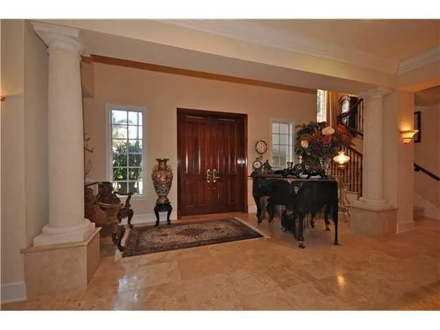 Photo of 20 CASTLE HILL Way