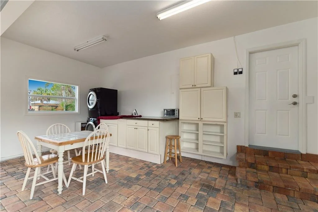 Photo of 826 SW Rustic Circle