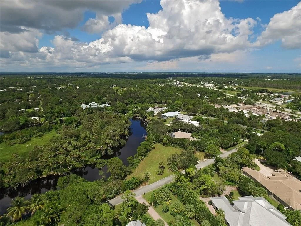 Photo of 191 SW Willow Lake Trail