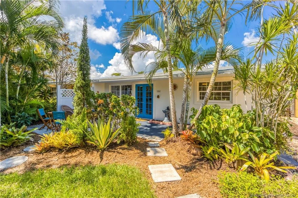 Photo of 504 SE Parkway Drive
