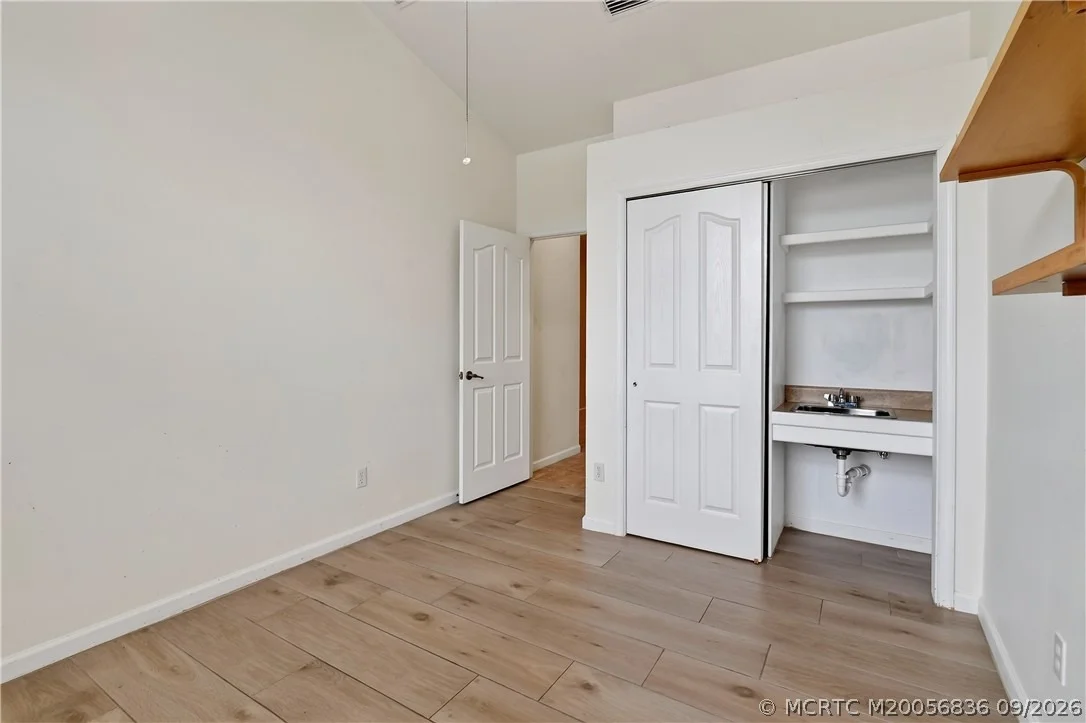 Photo of 480 NW Red Pine Way